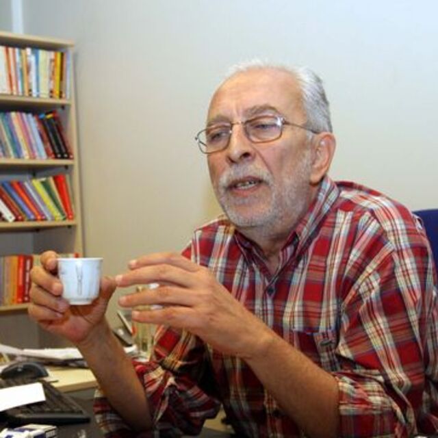 Ünlü gazeteci kaza geçirdi