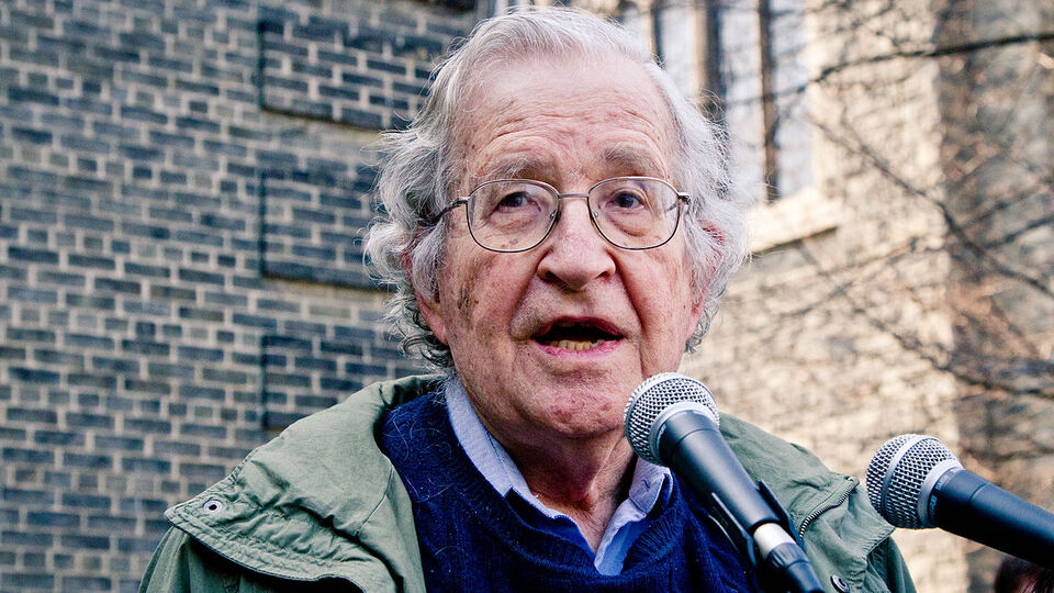 Chomsky'den Türkiye'ye Filistin övgüsü