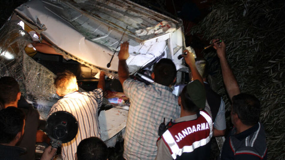 Isparta'da katliam gibi kaza!