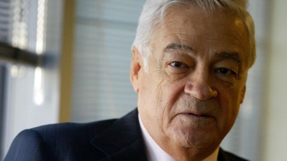 AK Parti kurucu üyesi Dengir Mir Mehmet Fırat istifa etti