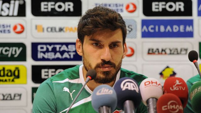 G.Saray ve Beşiktaş'ı reddetti!