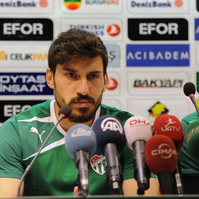 G.Saray ve Beşiktaş'ı reddetti!