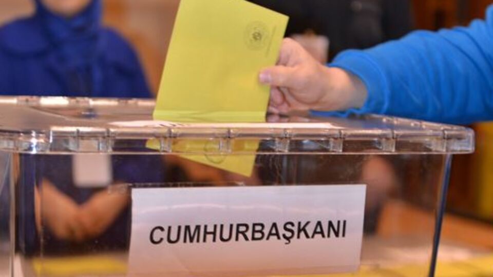 Cumhurbaşkanlığı seçiminde ilk oy kullanıldı