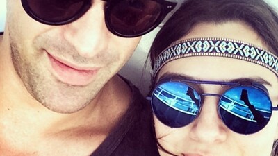 Gelinliğini paylaştı