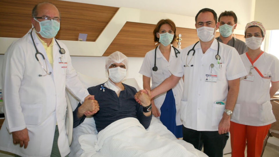 Almanya'da bulunan ilikle hayata tutundu