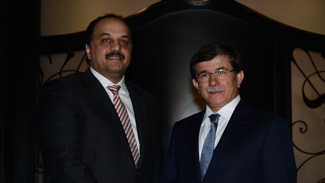 Davutoğlu, Katarlı mevkidaşı ile bir araya geldi