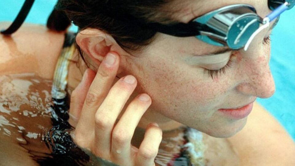 Pis havuz suyu kulakları tehdit ediyor!