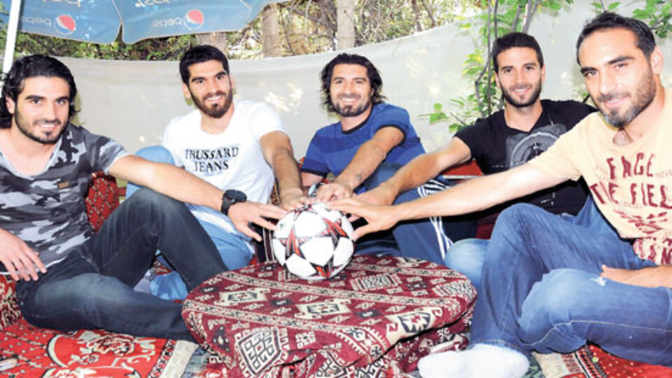 Beşibiryerde futbolcu