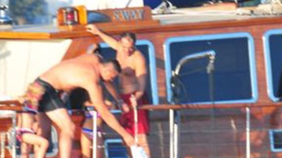 Hidayet'ten havlu taktiği