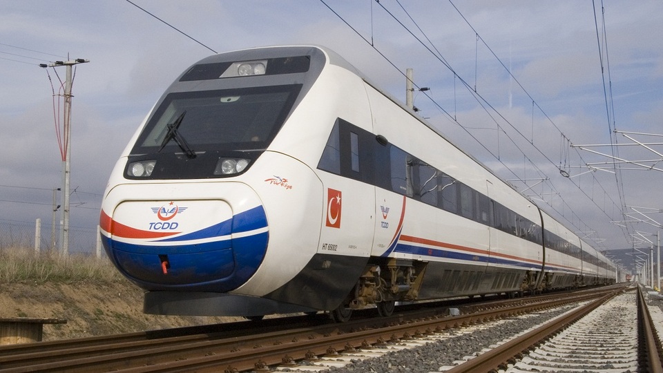 YHT'de indirimli bilet uygulaması!