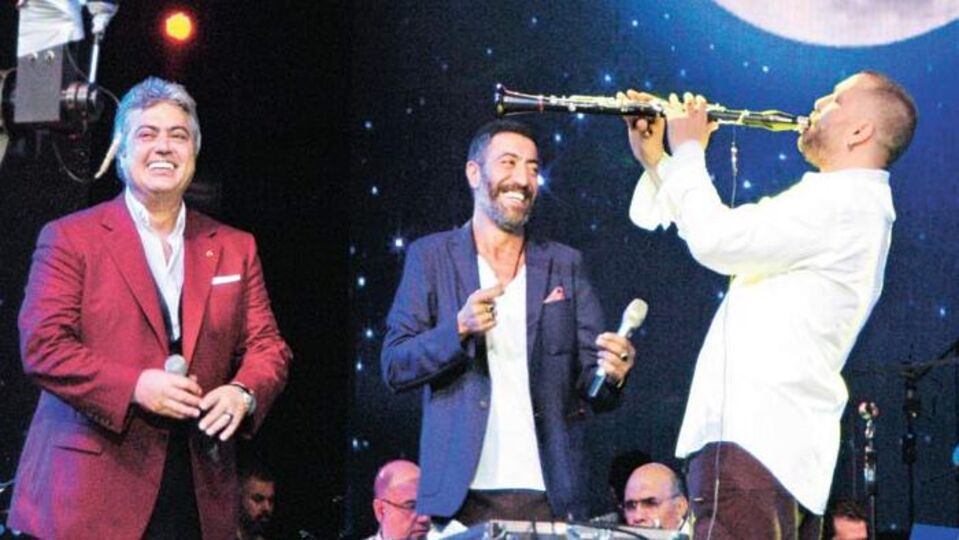 Açıkhava'da aşka dair şarkılar