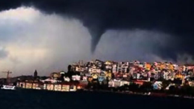İstanbul tufanı yaşadı!