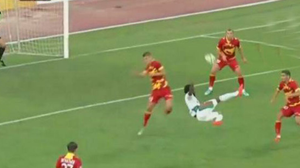 Fernandes'ten süper gol