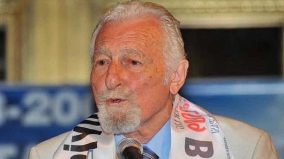 Futbol, başkanını kaybetti!