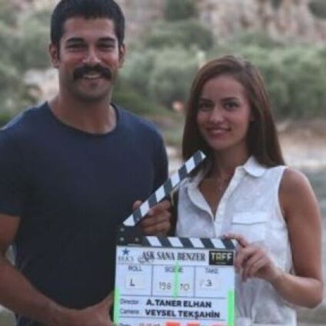 Fahriye Evcen ve Burak Özçivit mutfakta!