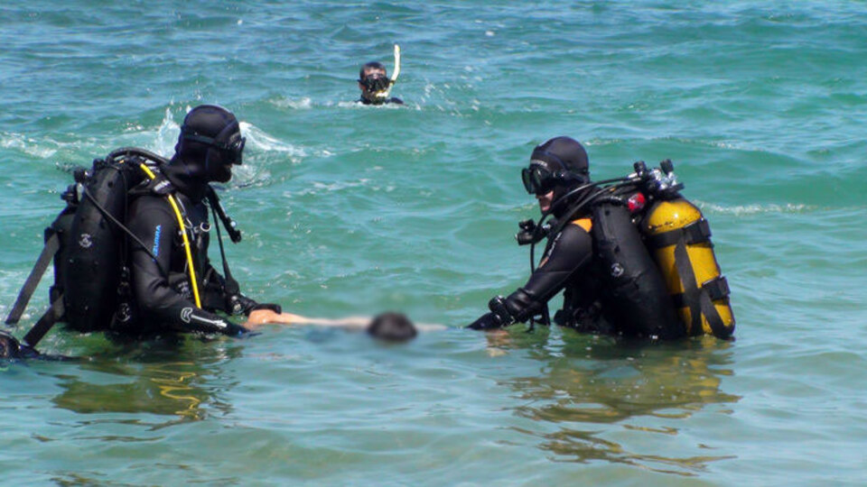 Sarıyer'de denize giren iki kardeş boğuldu