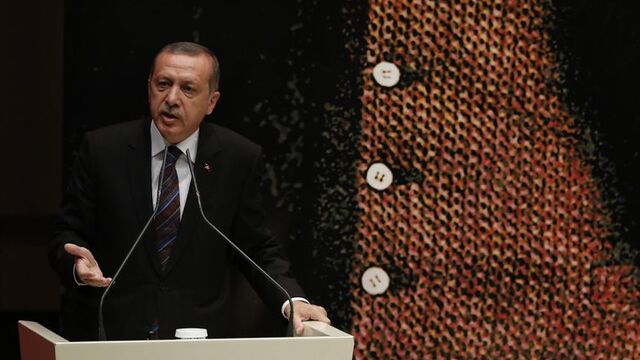 "Hangi dilden anlıyorlarsa o dilden konuşmaya mecburuz"