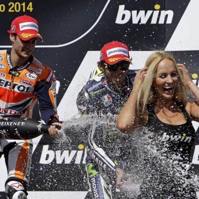 Seriyi Pedrosa bitirdi!