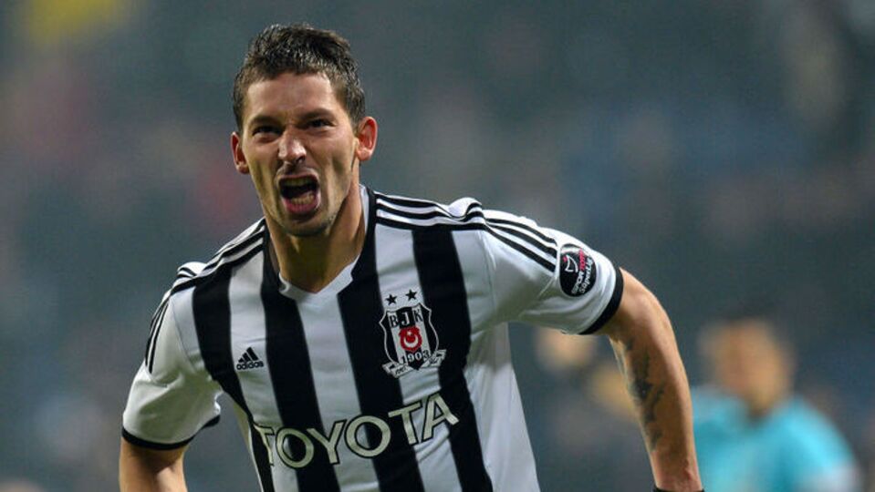 Beşiktaş'ta 2 ayrılık!