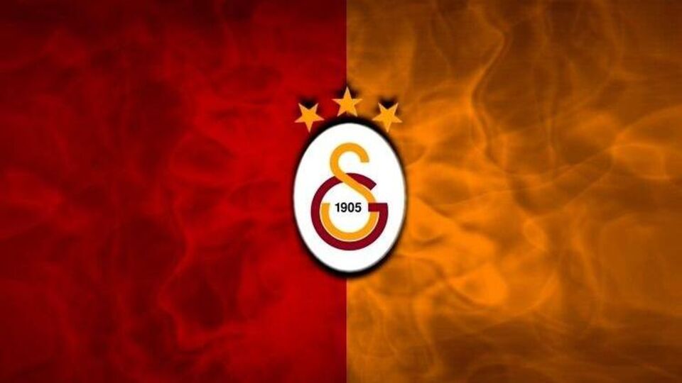 Galatasaray 2 ismi gönderdi!