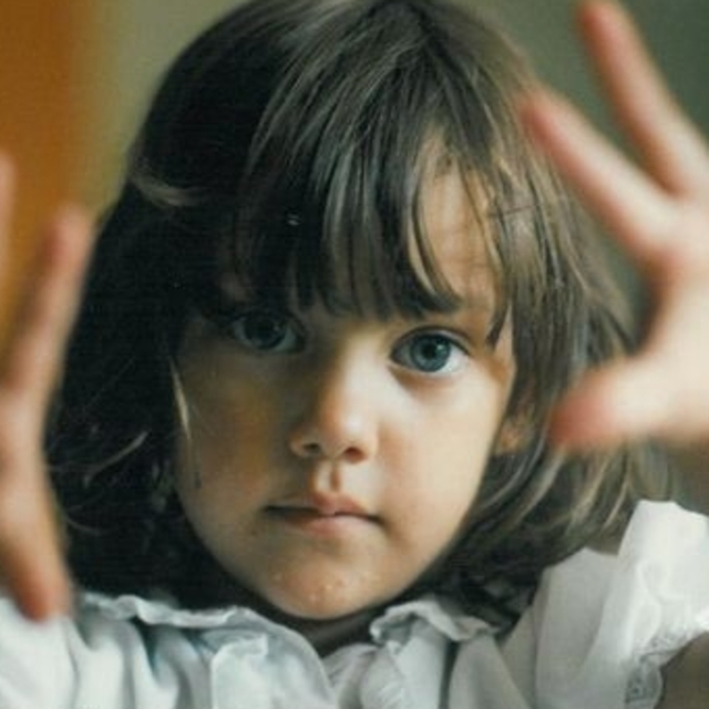 Meryem Uzerli'nin çocukluk videosu