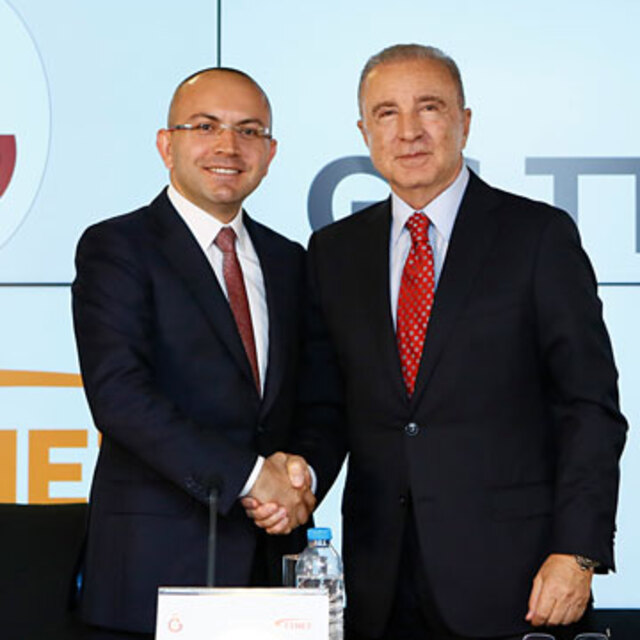 Arena'ya akıl transferi!