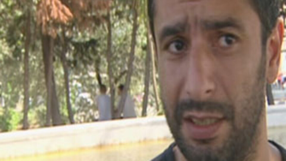 Falçatayla doğradı, serbest kaldı!