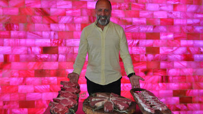 "Dünyanın en pahalı etini yiyoruz"