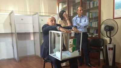 Abhazya seçiminde sandık tartışması