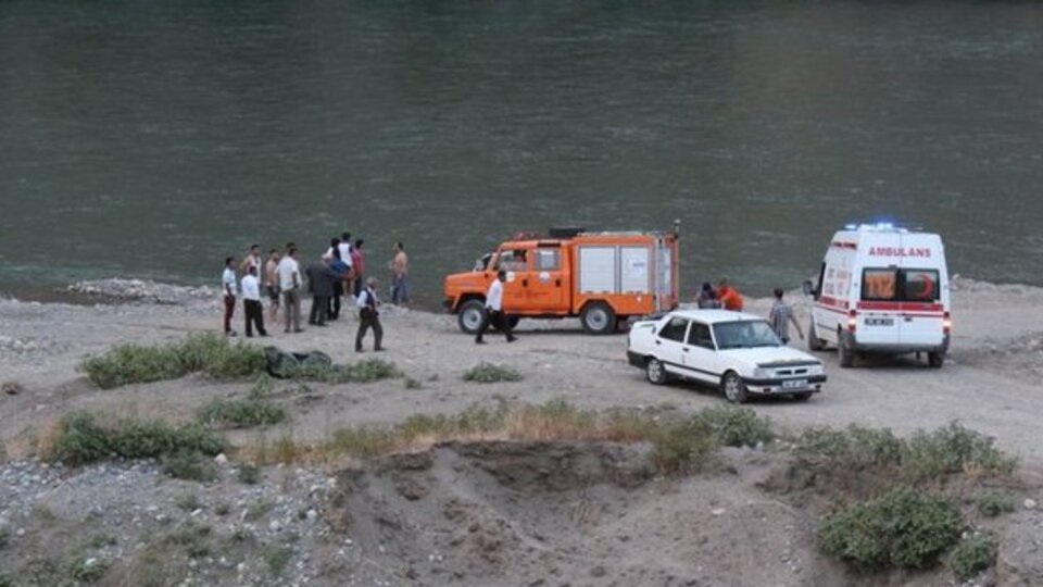 Facia için 2 farklı açıklama!