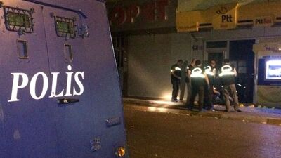 Maltepe'de PTT şubesine ses bombası atıldı