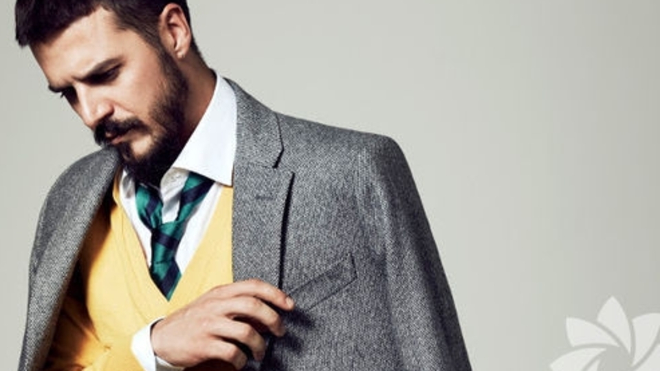 Bol ödüllü oyuncu Mehmet Günsür