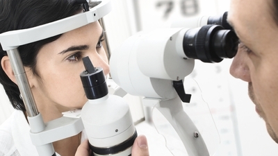 Göz tansiyonu 40 yaşı tehdit ediyor