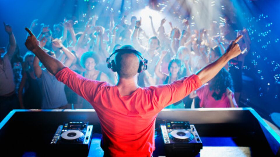 Türkiye'nin en iyi DJ'leri Wavebox ile evinizde