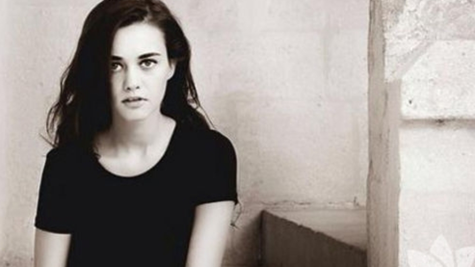 Yılanların Öcü'nün Fatma'sı Hande Soral