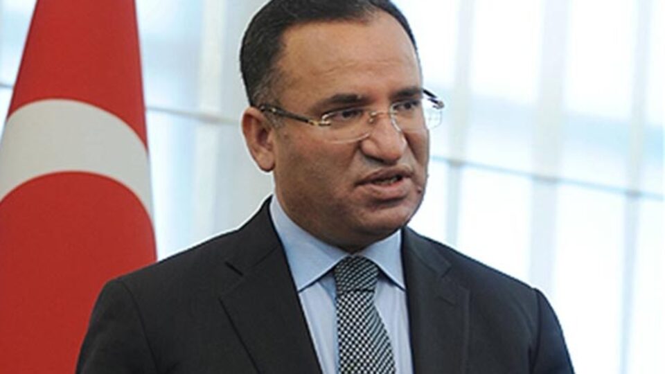 Hakim ve savcılara zam disiplin cezalarına af!