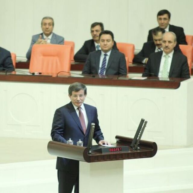 Hükümet güvenoyu aldı