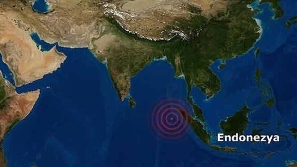 Endonezya'da deprem!
