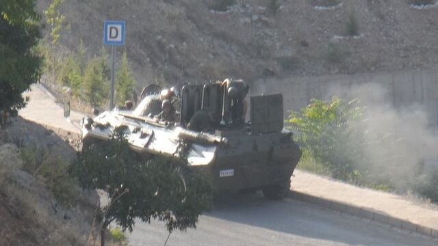 Lice'de güvenlik güçlerine taciz ateşi
