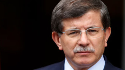 Başbakan Davutoğlu: Neden İmza atmadığımız belli