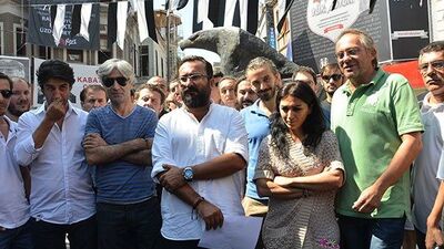 "Çarşı'yı Başbakanlık Ofisi'ne polis çağırdı"