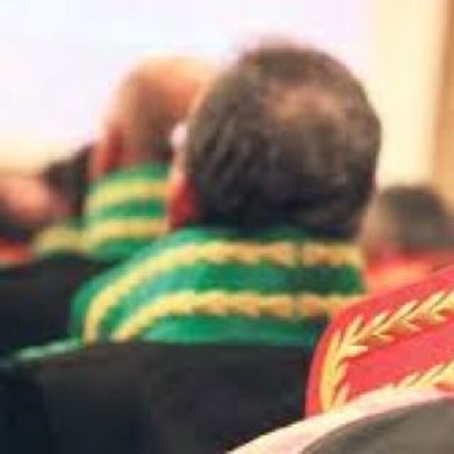 Hakim ve savcıların cübbeleri değişiyor