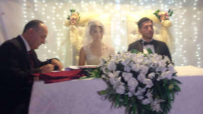 Kır düğünüyle evlendiler