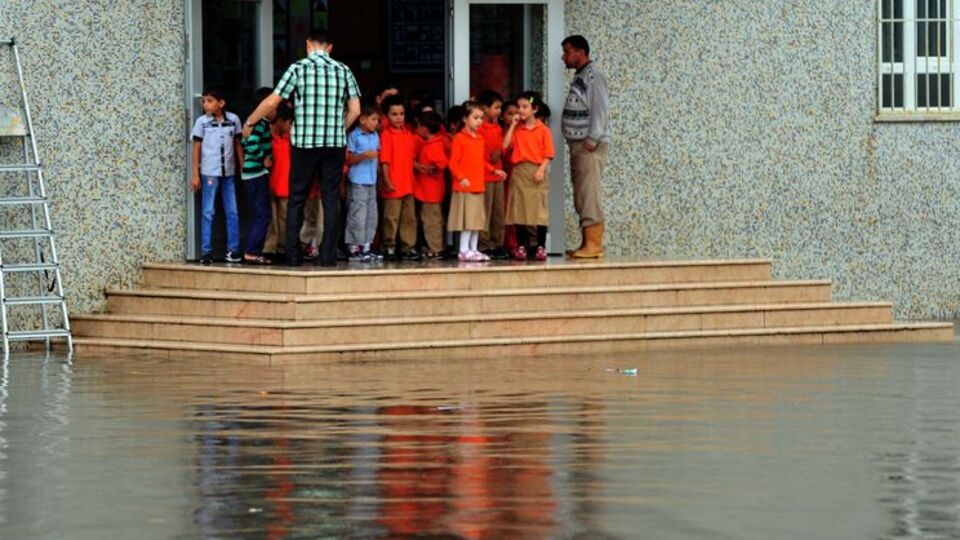 Bursa ve Eskişehir'de sel böyle vurdu!