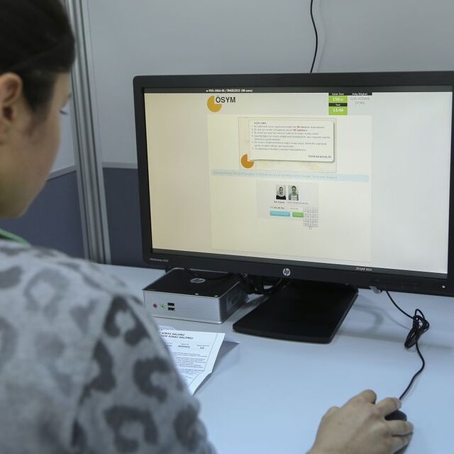 e-YDS başladı