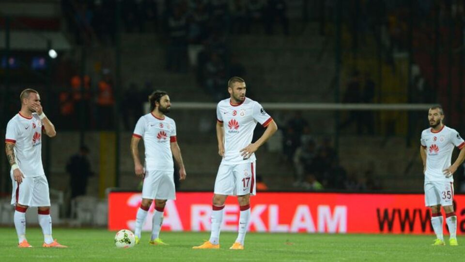 Aslan, 'Esir' düştü!