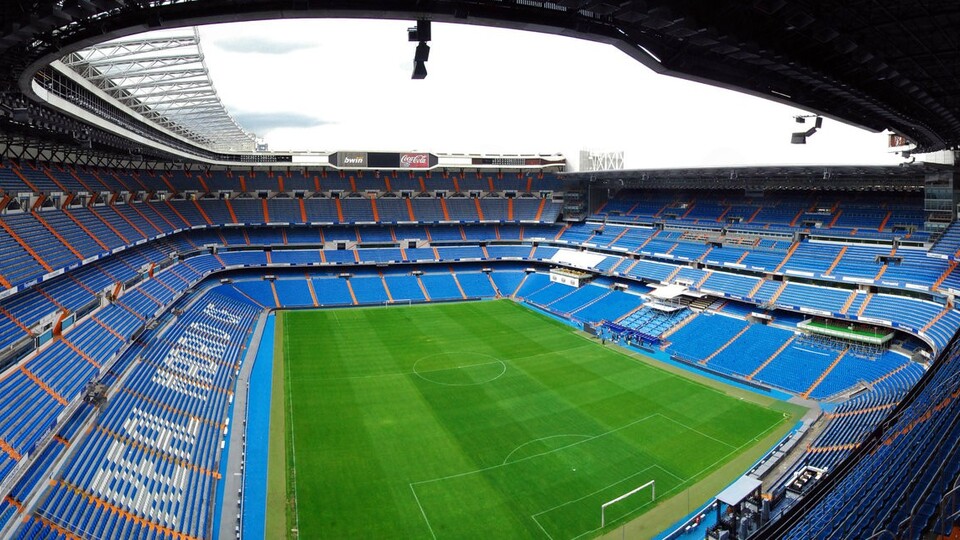Real Madrid'e 500 milyon euro'luk teklif