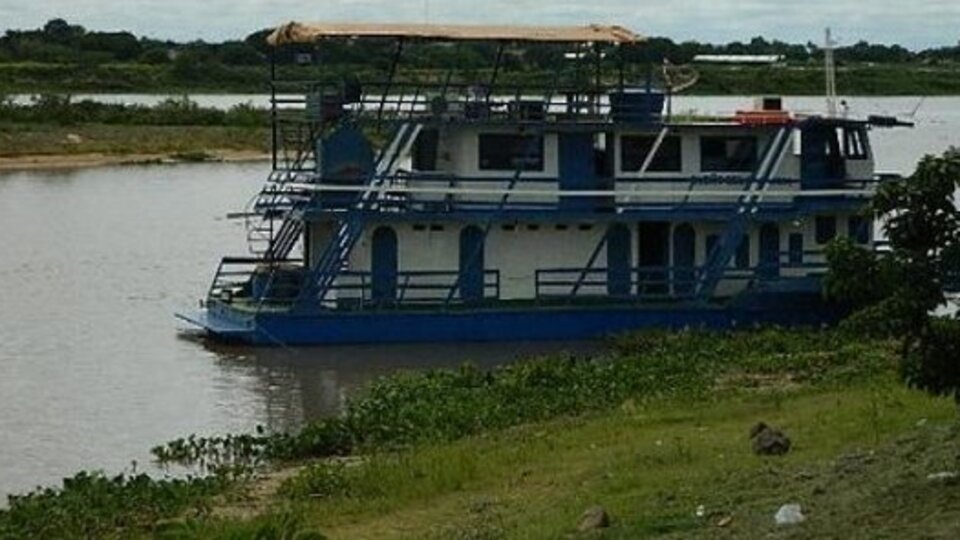 Paraguay'da tekne battı: 15 kayıp