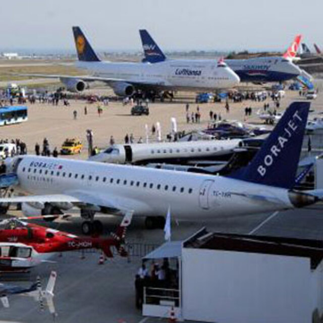Dev uçaklar İstanbul'da