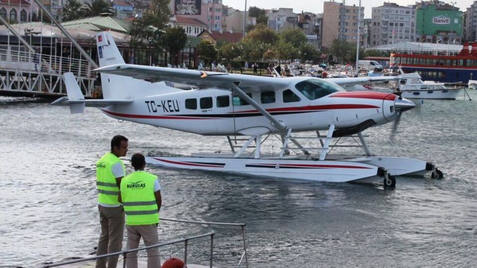 Bandırma-İstanbul arasında deniz uçağı seferleri başladı